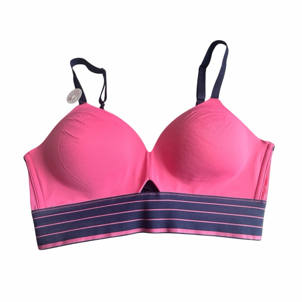 🆕 Spanx Mesh Panel
Sports Bra Hotpink/Navy
Size M